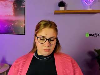 tereza-moon fully nude on Live Sex Chat