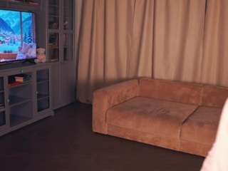 Avery fully nude on Live Sex Chat