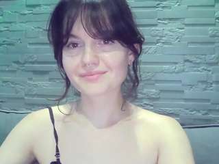 BerryWood fully nude on Live Sex Chat