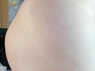 Danna38topless fully nude on Live Sex Chat