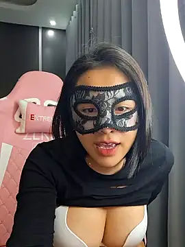 Ely_xig nude on webcam for live sex chat