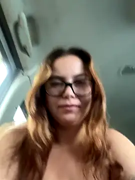 FreakyDreama nude on webcam for live sex chat