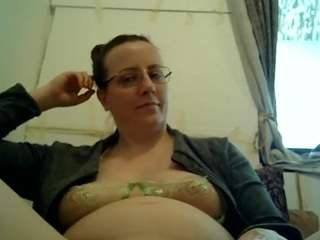Goodasss fully nude on Live Sex Chat