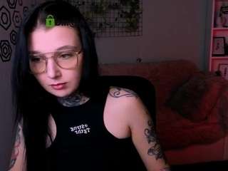 laratiz fully nude on Live Sex Chat