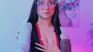 Lucy Joness fully nude on Live Sex Chat