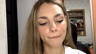 RozanneBarrott fully nude on Live Sex Chat