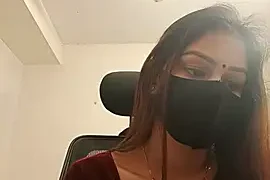 Tanisha-1 nude on webcam for live sex chat