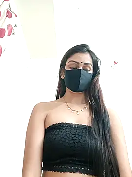 Tanisha-1 nude on webcam for live sex chat