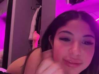aylienstar fully nude on Live Sex Chat