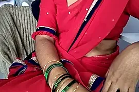 Cute-Telugu-Teacher nude on webcam for live sex chat
