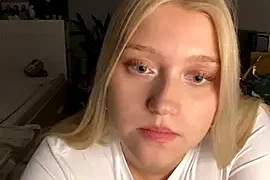 EmmiPemmi nude on webcam for live sex chat