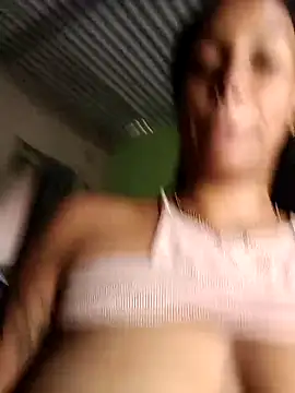 Fernanda30 nude on webcam for live sex chat