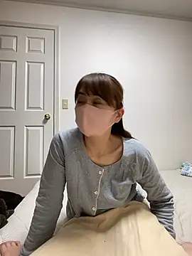 HONMONOHUUHU nude on webcam for live sex chat