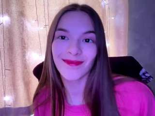 JesseniaKint fully nude on Live Sex Chat