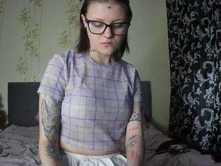 Kati fully nude on Live Sex Chat