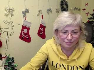 LaurenWishy fully nude on Live Sex Chat
