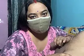 queen_babydoll nude on webcam for live sex chat