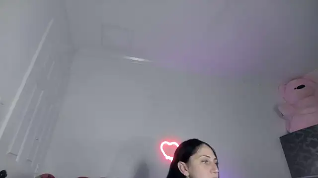 torithequeen nude on webcam for live sex chat