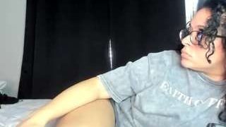 Ari Jade fully nude on Live Sex Chat