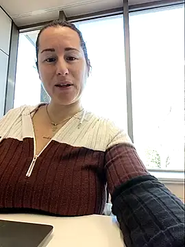 bichota85 nude on webcam for live sex chat