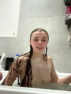 cutietootie02 nude on webcam for live sex chat