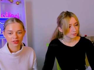 flora-nyx fully nude on Live Sex Chat