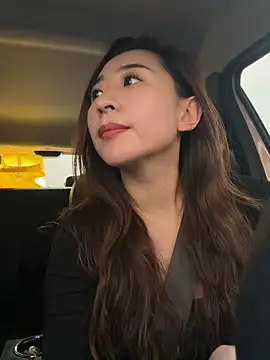 Jingjingxiang-520 nude on webcam for live sex chat