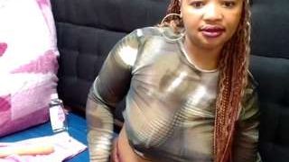 RoxyLuvxxx fully nude on Live Sex Chat