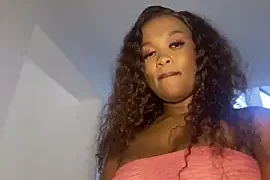 SandyLovely212 nude on webcam for live sex chat