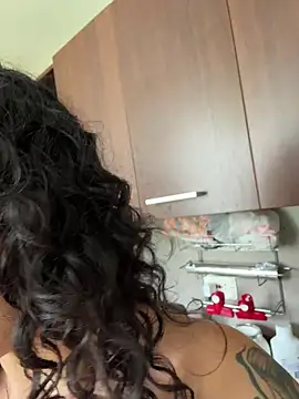 SugarTroubl33 nude on webcam for live sex chat