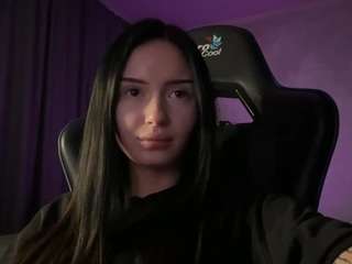 EmaSivert fully nude on Live Sex Chat