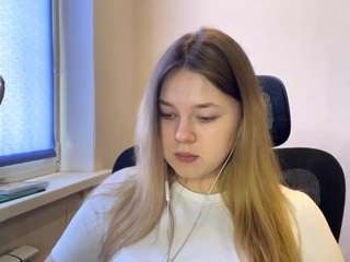 IdaFripp fully nude on Live Sex Chat