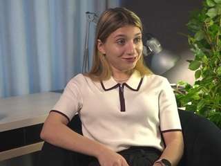 LolaKeehn fully nude on Live Sex Chat