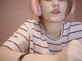 MyrtleBeecher fully nude on Live Sex Chat