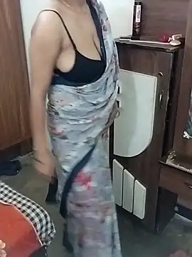 Cute-angle-1 nude on webcam for live sex chat