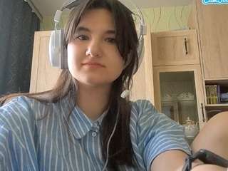 Deni fully nude on Live Sex Chat