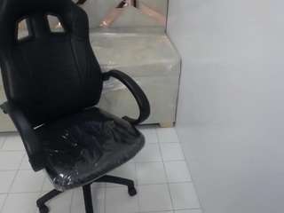 Elizabeth-T fully nude on Live Sex Chat