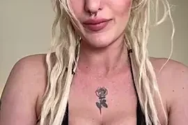 lovecassyrose nude on webcam for live sex chat