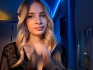 MaryjaneGrala fully nude on Live Sex Chat