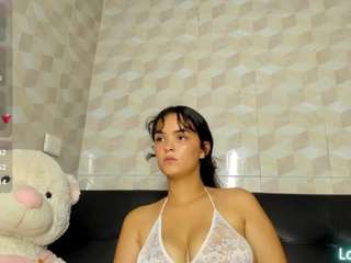 minie-luna fully nude on Live Sex Chat