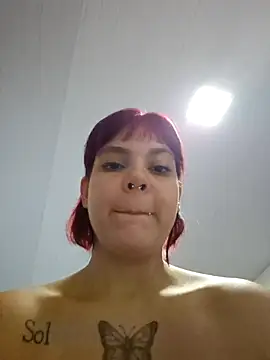 quemerayssa nude on webcam for live sex chat