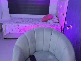 ravannne fully nude on Live Sex Chat