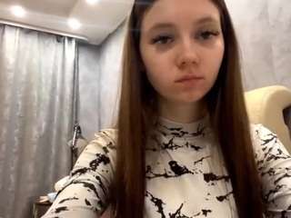 AlfrediaCeronsky fully nude on Live Sex Chat