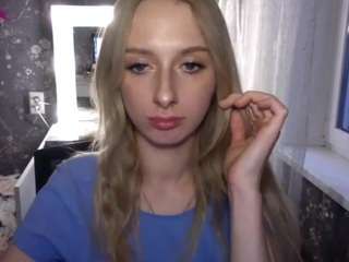 KarinSalido fully nude on Live Sex Chat