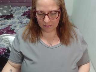 kataleyamilf69 fully nude on Live Sex Chat