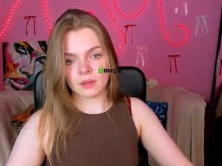 lissa-veils fully nude on Live Sex Chat