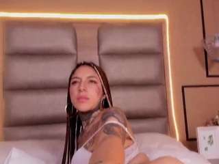 MeduNyx fully nude on Live Sex Chat