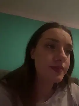 MIssYoungPinkie nude on webcam for live sex chat