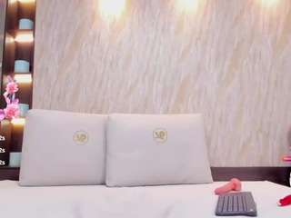 Nara Black fully nude on Live Sex Chat