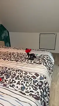 venustattoue nude on webcam for live sex chat